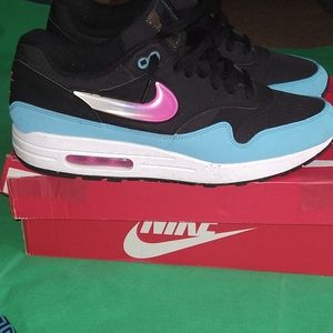 Nike airmax 1 jelly swoosh ..South Beach